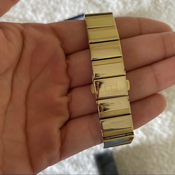 Tommy Hilfiger Unisex Gold Watch - Picture 5 of 7